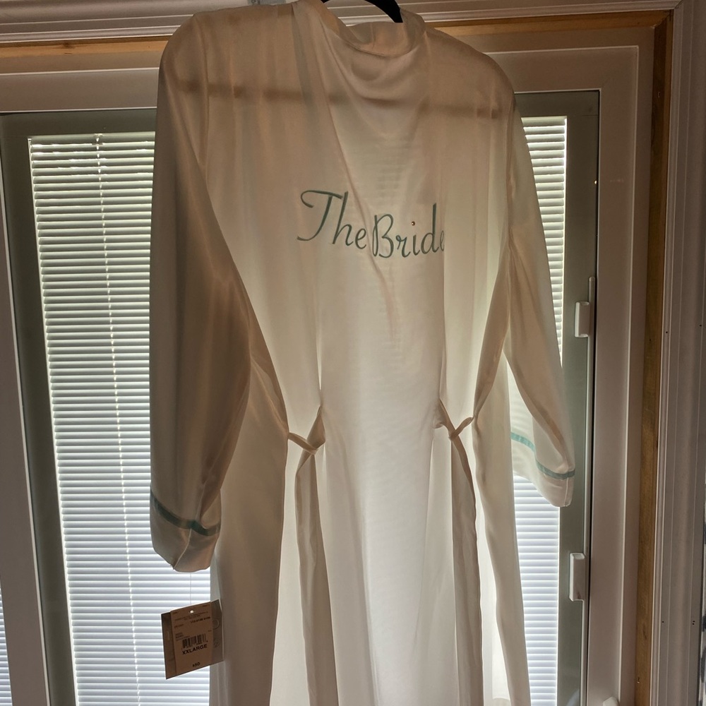The Bride white silk robe in XXL